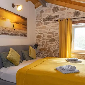  Villa Allegra